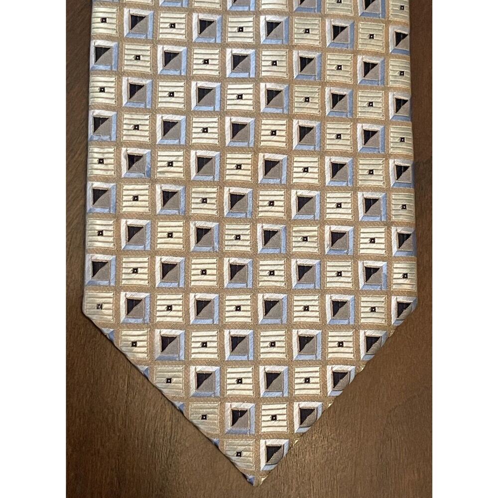 Knightsbridge Hand Made 100% Polyester Men’s Neck Tie Made In China